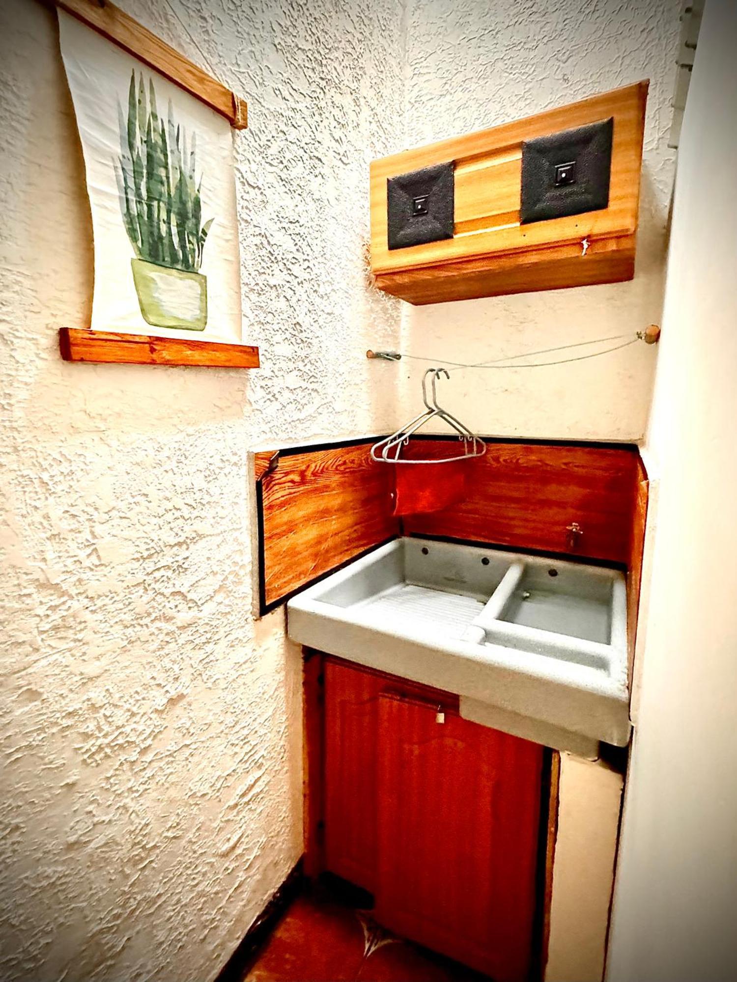 Vintage With Balcony & Terrace * Antigua